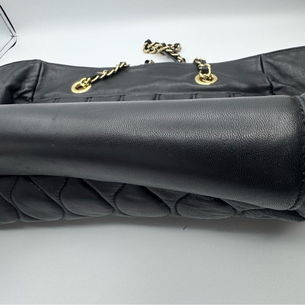 Talbots Quilted Genuine Leather Slouch Bag Tote Chain Strap Black - Picture 10 of 16